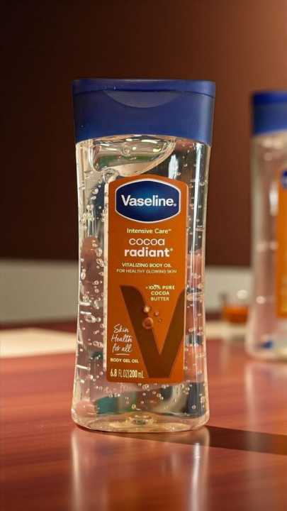 Vaseline%20Intensive%20Care%20Cocoa%20Radiant%20Vitalizing%20Body%20Gel%20Oil%20200ml%20-%20Body%20Moisturizer%20-%20Image%203