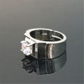 Men's Ring Platinum Imitation Big Diamond 1/2 Carat Men's Ring Domineering Men's Imitation White Gold Diamond Ring Wholesale.