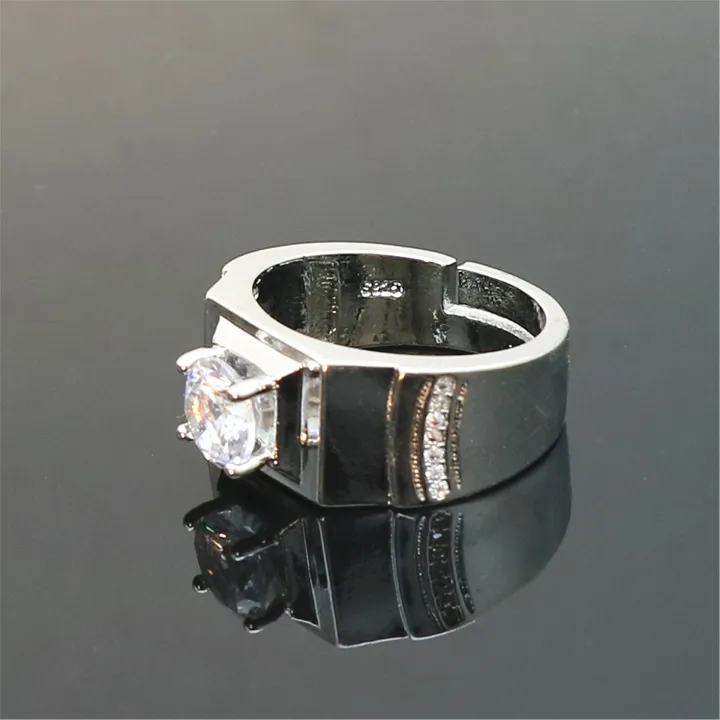 Men's%20Ring%20Platinum%20Imitation%20Big%20Diamond%201/2%20Carat%20Men's%20Ring%20Domineering%20Men's%20Imitation%20White%20Gold%20Diamond%20Ring%20Wholesale%20-%20Image%203