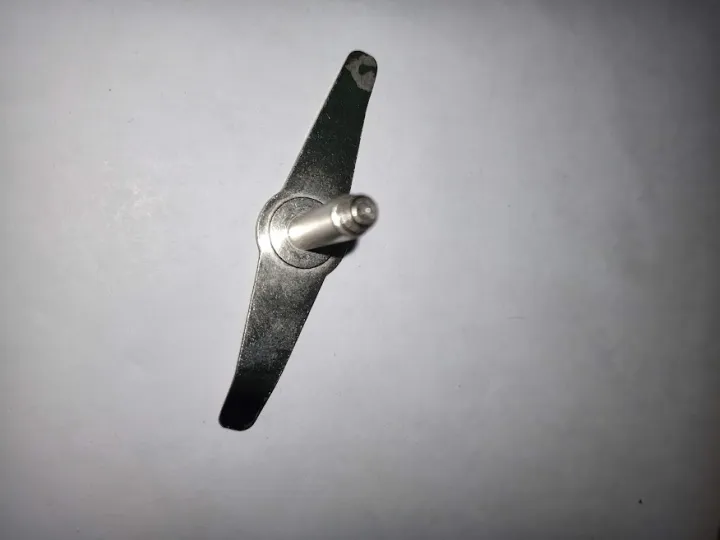 Stainless%20Steel%20Blade%20with%20Shaft%20for%20Juicer%20Machine%202%20blade%20silver%20-%20Image%203