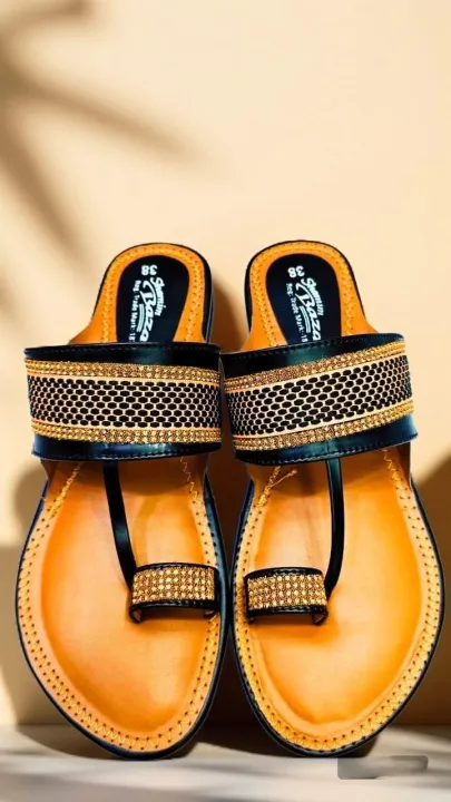 Elegant%20flat%20shoes%20for%20woman%20-bloomwalk%20-%20Image%204