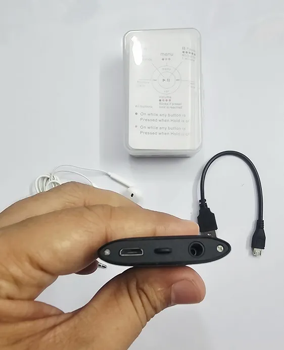 Bluetooth%20Portable%20Digital%20Lossless%20MP4%20Music%20Player%20-%20Image%205