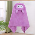 Coral velvet babies can wear cartoon hooded bath towels, children's capes, bathrobes, soft and absorbent babies and toddlers. 