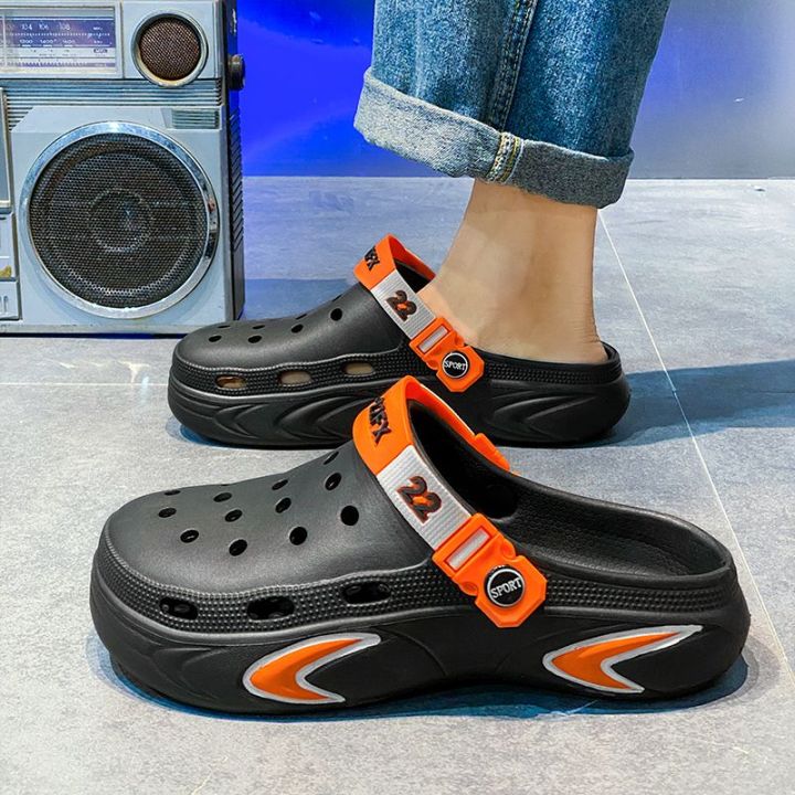 Men's%20Hole%20Shoes%202024%20Summer%20Trendy%20Slippers%20Casual%20Non%20Slip%20Outdoor%20Sandals%20Deodorant%20and%20Breathable%20Wear-Resistant%20Beach%20Shoes%20-%20Image%202