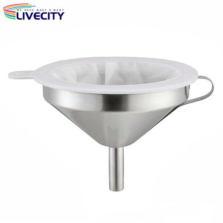 Oil%20Transferring%20Funnel%20Stainless%20Steel%20Funnel%20Set%20with%20Fine%20Mesh%20Filter%20Cleaning%20Brush%20Kitchen%20Supplies%20for%20Liquid%20Transfer%20-%20Image%205