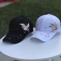 New Women's Hats Chinese Style Embroidery Crane Curved Brim Caps Fashion Versatile Baseball Cap Spring and Summer Sun Hat.