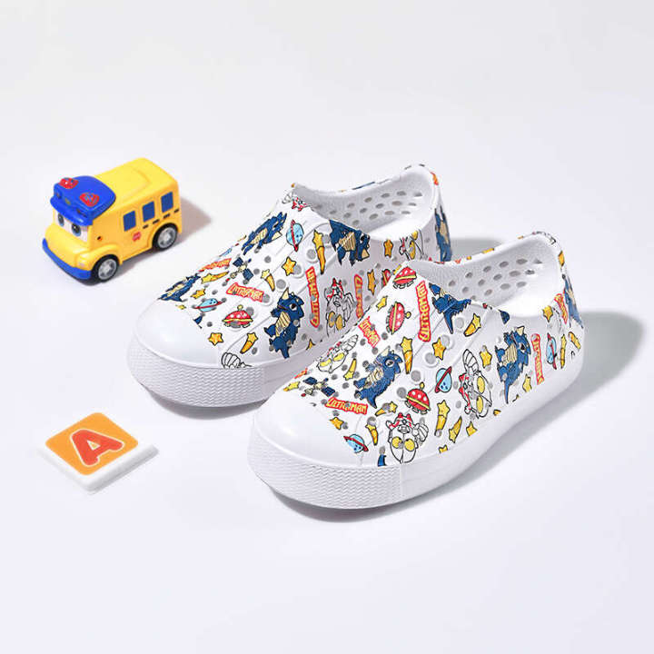 Cave%20shoes%20for%20summer%20children,%20boys%20and%20girls,%20beach%20cute%20cartoon%20rain%20shoes,%20parent-child%20anti%20slip%20waterproof%20sandals%20-%20Image%204