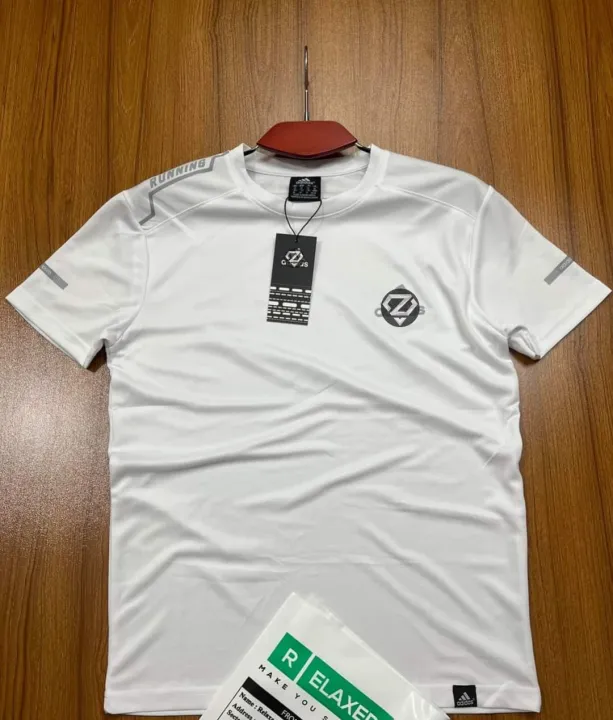 Premium%20Quality%20mesh%20fabric%20T-Shirt%20for%20%20Men%20-%20Image%202