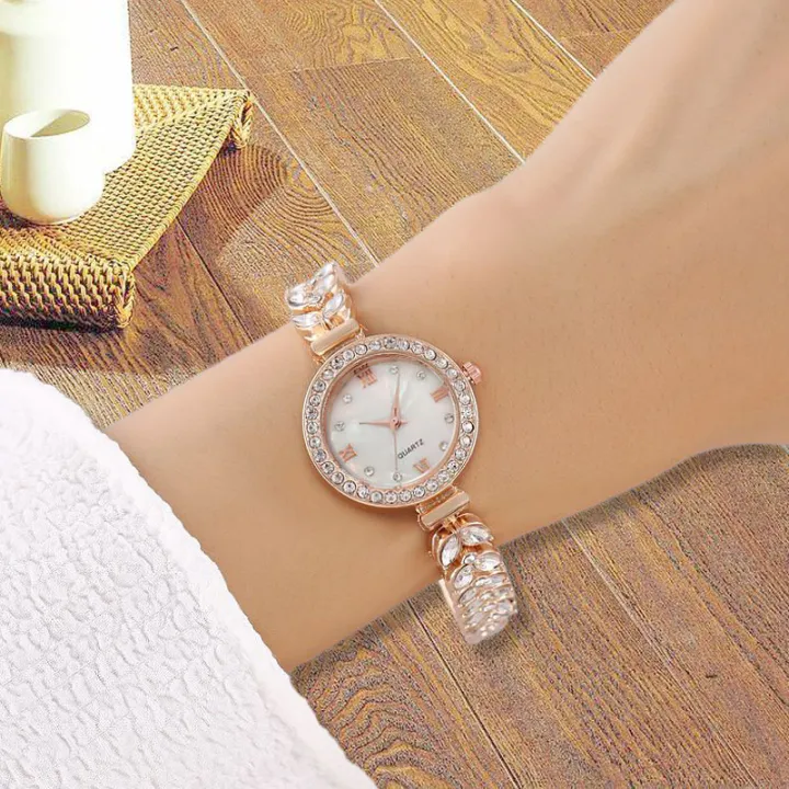 New%20Design%20Stainless%20Steel%20Metal%20Chain%20Strap%20Watches%20for%20Ladies%20Diamond%20Encrusted%20Women's%20Quartz%20Watch%20Fashionable%20and%20Waterproof%20Versatile%20Girl's%20Wristwatch%20-%20Image%205