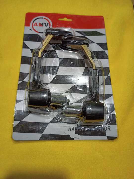 Motorcycle%20Universal%20Handlebar%20Break%20and%20Clutch%20Liver%20Protector%20Guard%20-%20Image%203