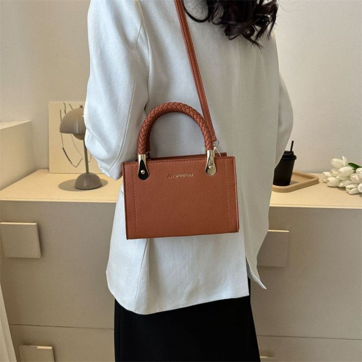 Internet%20Celebrant%20Small%20ag%20Women's%202023%20ew%20Fashionable%20Stylish%20andbag%20opular%20All-%20Shoulder%20Crossbo%20ag%20-%20Image%204