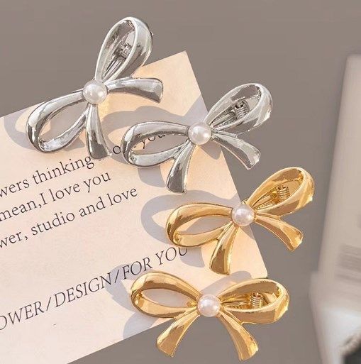 1/2Pcs%20Y2K%20Metal%20Pearl%20Bow%20Hairpin%20Fashion%20Design%20Hair%20Clip%20for%20Girls%20Female%20Hair%20Accessories%20-%20Image%208