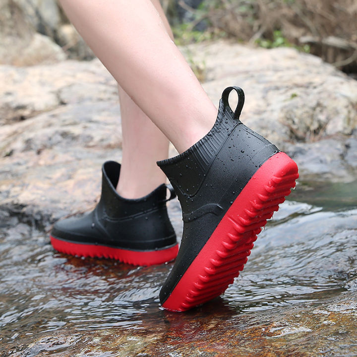 Cross%20border%20rain%20boots%20men's%20low-top%20rain%20boots%20short%20tube%20anti-slip%20car%20wash%20water%20shoes%20rubber%20shoes%20waterproof%20tide%20fashion%20anti-slip%20overshoes%20wholesale%20-%20Image%202