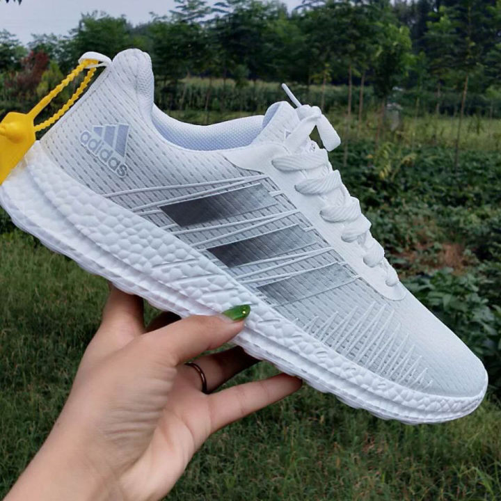Lovers%20Shoes%20New%20Breathable%20Mesh%20Popcorn%20Sneakers%20Men's%20Shoes%20Summer%20Light%20Running%20Shoes%20-%20Image%208