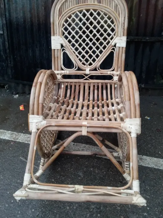Cane%20and%20Craft%20Large%20Rocking%20Chair%20-%2058%20inch%20-%20Image%206