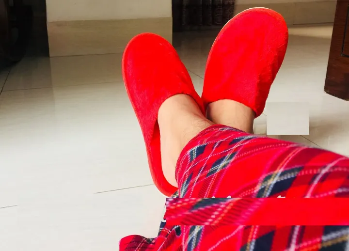Red%20Winter%20Slipper%20Wool%20Slipper%20House%20Slipper%20Floor%20Slipper%20-%20Image%204