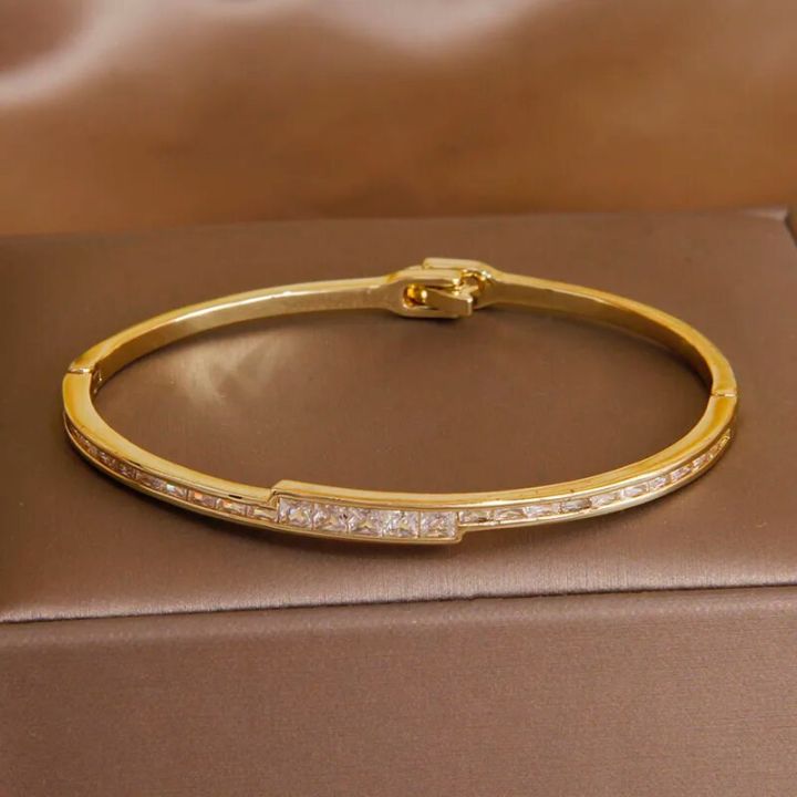 2023%20New%20Design%20Elegant%20Crystal%20Thin%20Open%20Bangles%20bracelets%20for%20Women%20Fashion%20Brand%20Jewelry%20Delicate%20Twist%20Bangles%20-%20Image%205