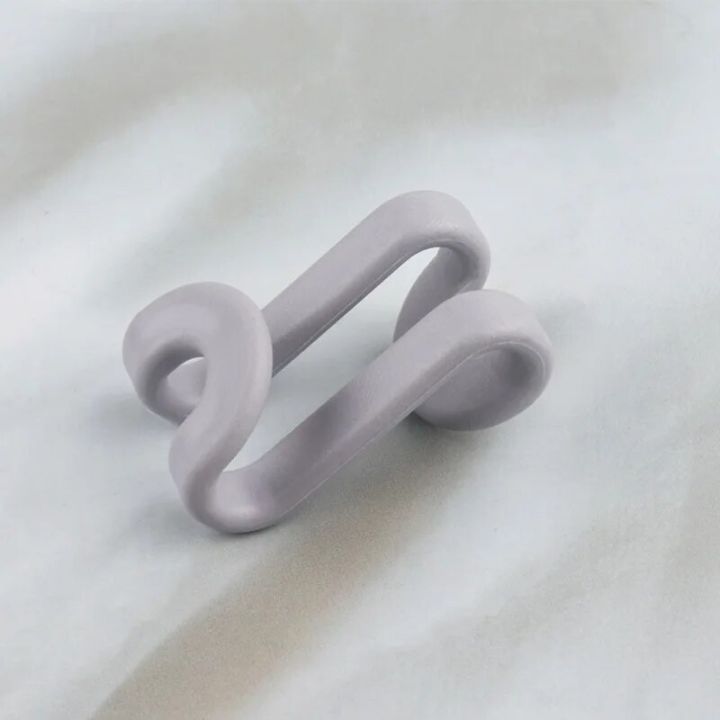 Thickened%20Hanger%20Hook%20S-shaped%20Connection%20Hook%20Clothes%20Layered%20Overlay%20Hook%20Wardrobe%20Storage%20and%20Organization%20Clothes%20Hooks%20-%20Image%202