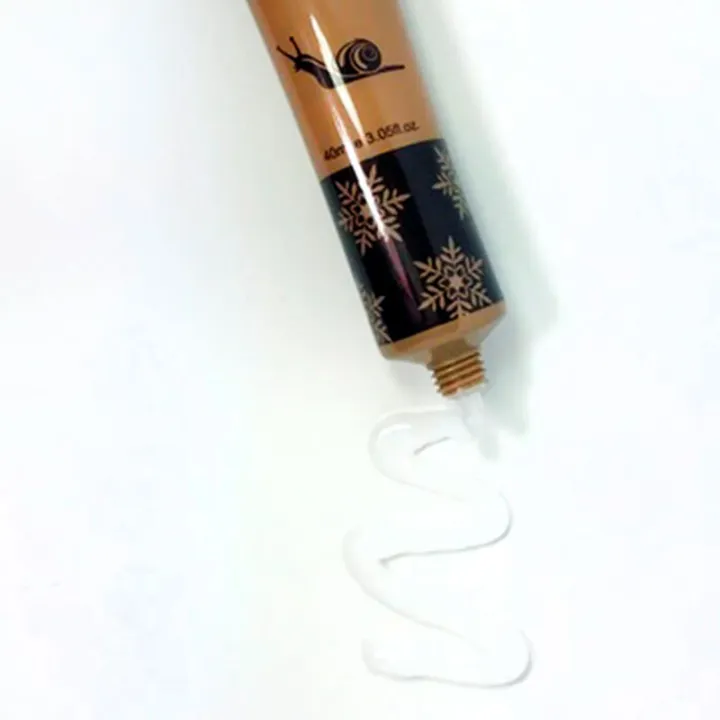 3W%20Clinic%20Brightening%20&%20Anti-Wrinkle%20Snail%20Eye%20Cream%2040ml%20-%20Image%202