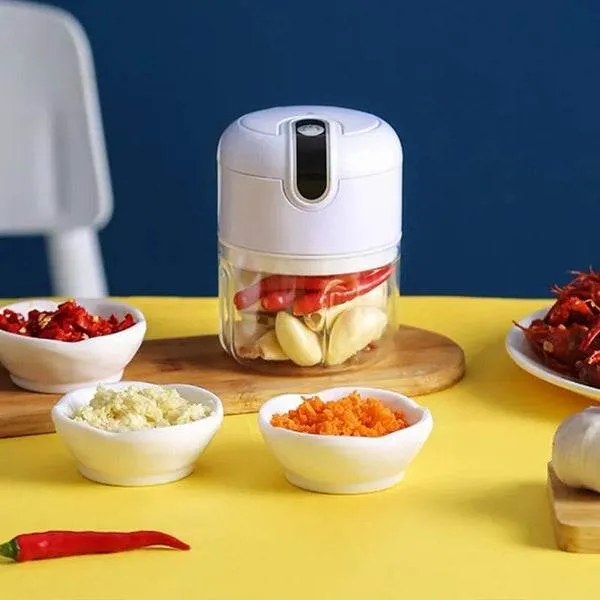 Electric%20Small%20Food%20Chopper/USB%20Mini%20Food%20Processor/Baby%20Food%20Chopping%20Fruits%20&%20Vegetables%20&%20Meat%20250ML%20Rechargeable,%20Portable,%20Wireless%20-%20Image%203