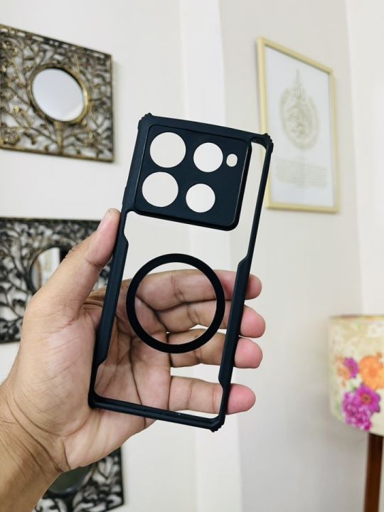 Shock%20Proof%20Clear%20Protective%20Back%20Case%20for%20Infinix%20Note%2040%20Pro/40s/Note%2040%204G-%20AirEDGE%20Technology%20%7C%20360%20Degree%20Camera%20Protection%20%7C%20Transparent%20Hybrid%20Back%20Case%20Mobile%20Cover%20-%20Black%20-%20Image%206