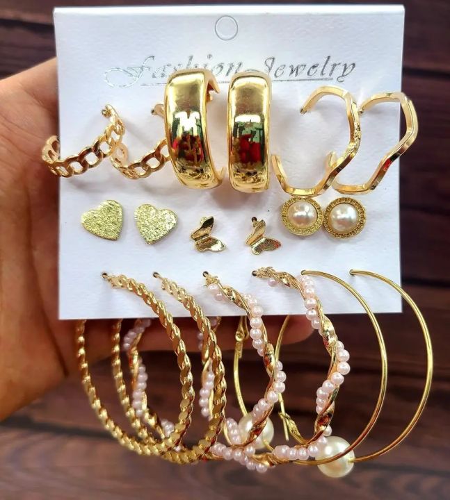 Stud%20earrings%20/%20Fashionable%20New%20Trendy%209%20Pairs%20=%2018%20Pcs%20Mixed%20Designs%20Big%20Hoop%20Pearl%20Dainty%20Stud%20Earring%20for%20Women%20and%20Girls%20-%20Image%202