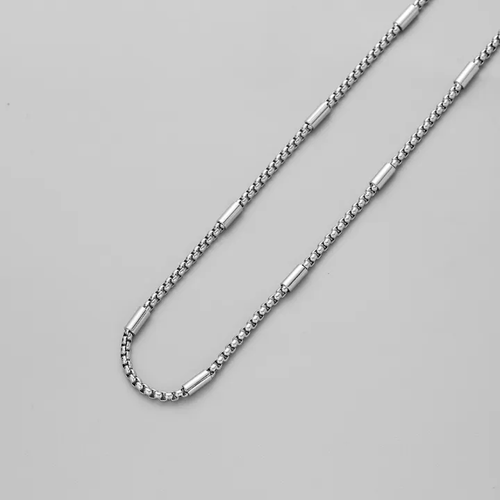 Minimalist%20stainless%20steel%20slub%20square%20pearl%20single%20chain%20clavicle%20chain%20fashion%20and%20versatile%20titanium%20steel%20men's%20necklace%20wholesale%20-%20Image%203