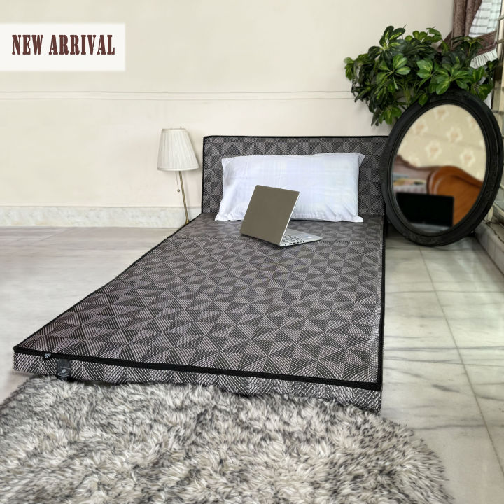 Relax%20Floor%20Mattress%20-Crystal%20Black%20Premium%20Sleeping%20Mat%20-%20Image%203