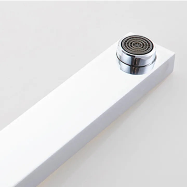 Brass%20Wall%20Mounted%20Bathroom%20Tub%20Spout%20Square%20Tub%20Spout%20Faucet%20Spout%20-%20Image%203