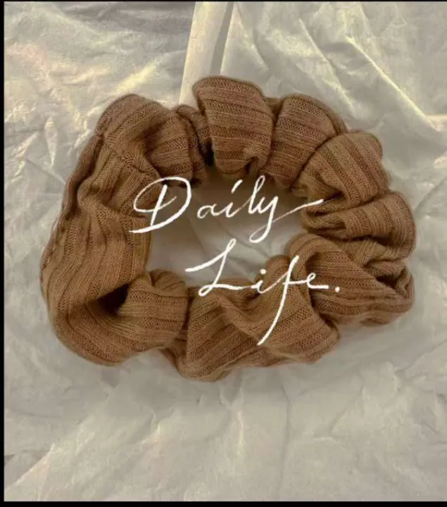 Fashionable%20Fabric%20Hair%20Band%20for%20Females%20Women%20Girl's%20Ladies%20-%20Trendy%20Accessory%20for%20Hair%20Styling%20-%20Image%209