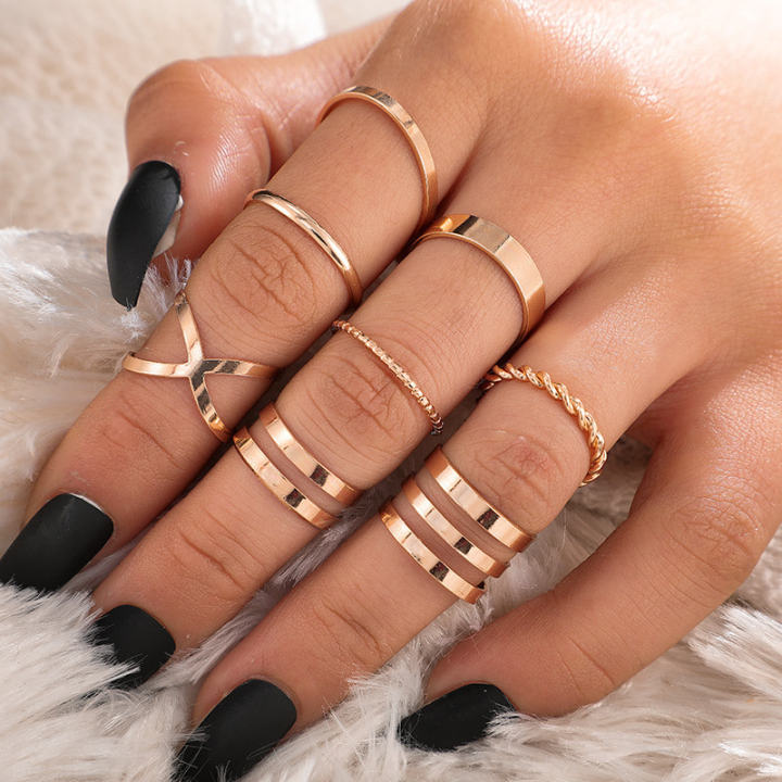 Women%20%20Twist%20Pearl%20Pearl%20Rings%20Set%20Fashion%20Geometric%20Hollow%20Crystal%20Ring%20For%20Women%20Heart%20Joint%20Rings%20-%20Image%204