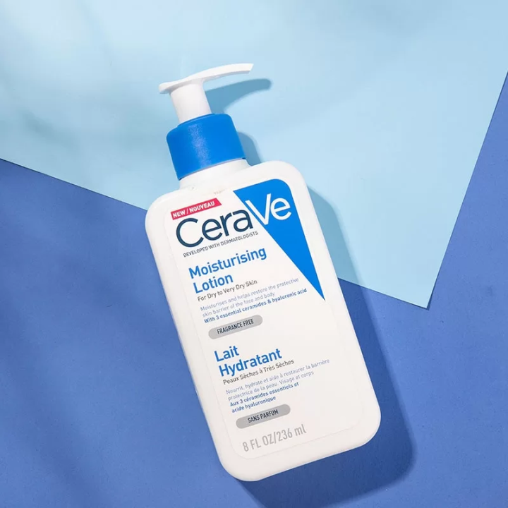 Cerave%20Moisturising%20Lotion%20for%20Dry%20to%20Very%20Dry%20Skin%20236ml%20-%20Image%204