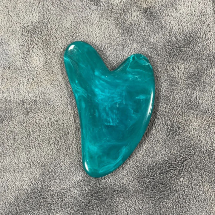 1pc%20Heart%20Shape%20SPA%20Massage%20Beeswax%20Resin%20Gua%20sha%20Scraping%20Massage%20Scraper%20Face%20Massager%20Acupuncture%20Guasha%20Board%20Massager%20for%20face%20-%20Image%202