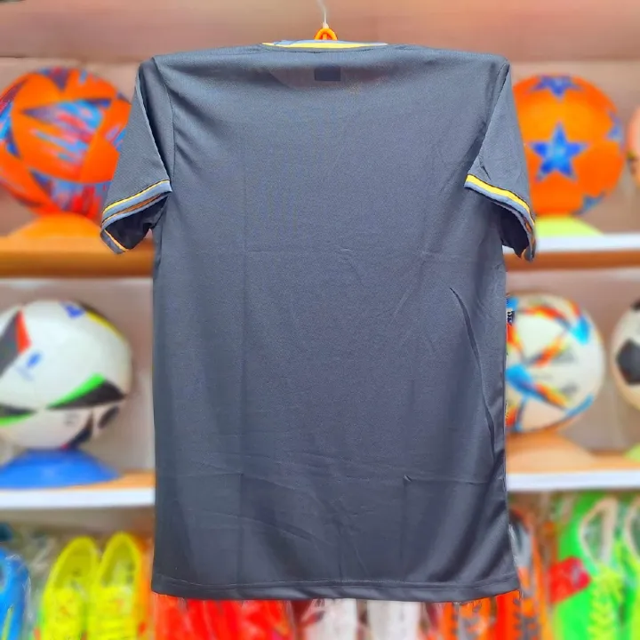 Bashundhara%20Kings%20New%20Football%20Half%20Sleeve%20Jersey%202024/%2025%20-%20black%20jersey%20-%20Image%204