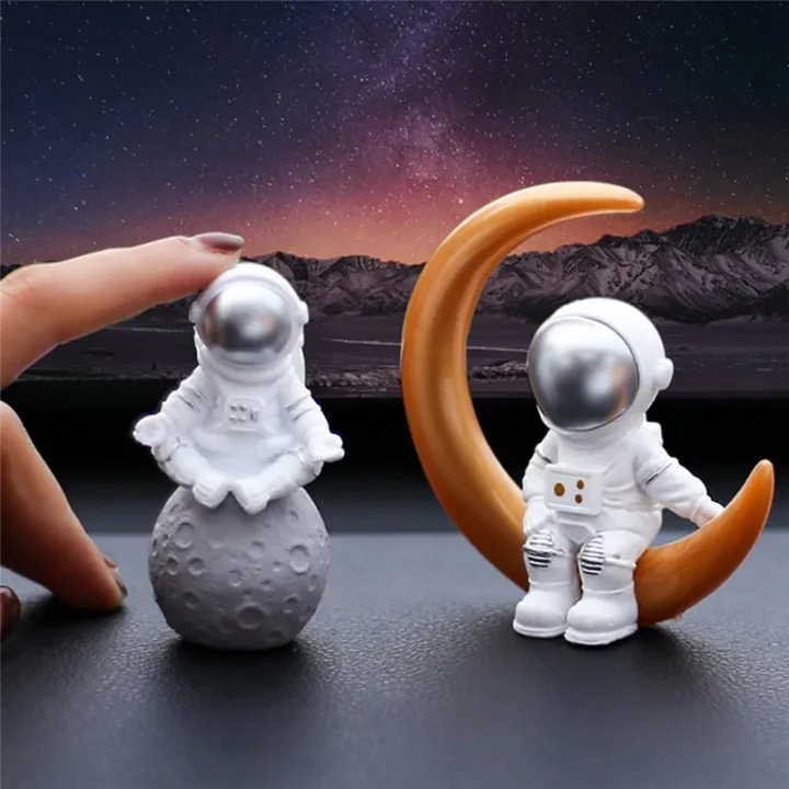 4%20Pcs%20Astronaut%20Figure%20Statue%20Figurine%20Spaceman%20Sculpture%20Educational%20Toy%20Desktop%20Home%20Decoration%20Astronaut%20Model%20Blue%20-%20Image%208