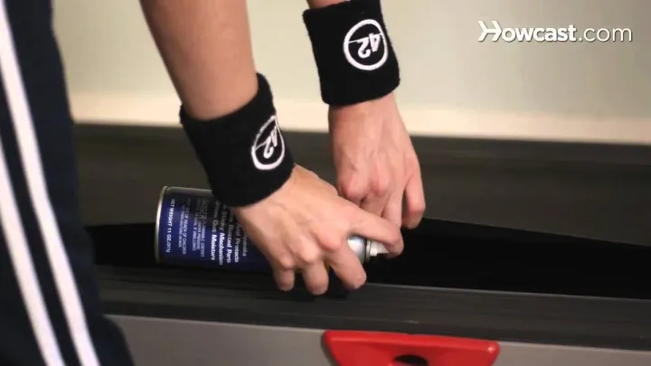 Bosny%20Silicone%20spray%20for%20treadmill%20Lubricant%20500ml%20-%20Image%203