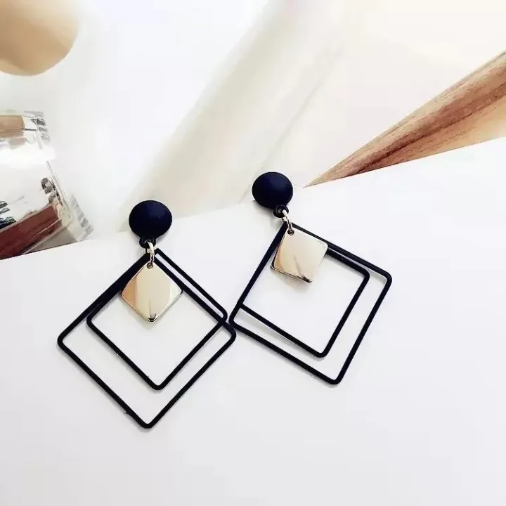 Korean%20Geometric%20Earrings%20for%20Women,%20Jewelry%20Long%20Matte%20Pendant%20Ear%20Rings%20for%20Girl,%20Elegant%20Earrings%20Female%20for%20Party,%20Dating,%20Weddings,%20Ceremony,%20Birthday%20Gift%20-%20Image%204