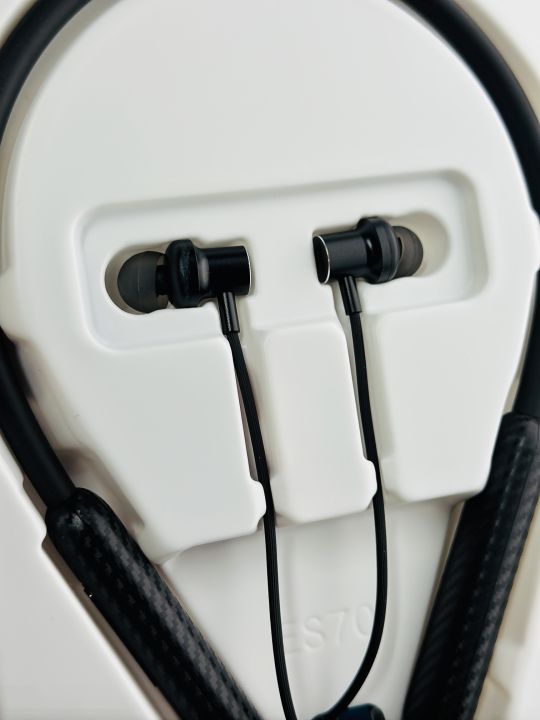 Hoco%20ES70%20Long%20Battery%20Backup%20Bluetooth%20Neckband%20%E2%80%93%20Black%20Color%20-%20Image%202