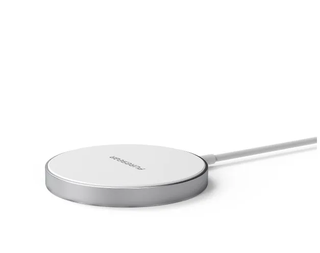 Wireless%20Magsafe%20Charger%2015W%20Fast%20Charging%20Compatible%20with%20iPhone%20Charging%20Pad%20-%20Image%204