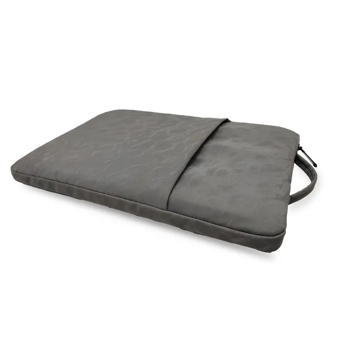15.6-Inch%20Laptop%20Sleeve%20Bag%20%E2%80%93%20Shockproof%20&%20Slim%20Protective%20Case%20for%20Notebook,%20MacBook%20&%20Ultrabook%20-%20Image%206