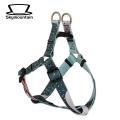 Skymountain Harness Leash Set Adjustable Pet Harness Traction Rope Set. 