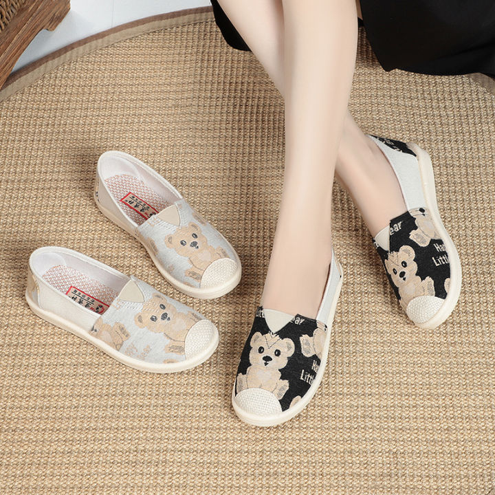 Spring%20New%20Beijing%20Traditional%20Cloth%20Shoes%20Women's%20Korean%20Style%20Slip-on%20Lazy%20Shoes%20Flat%20Canvas%20Shoes%20Women's%20All-Match%20Casual%20Shoes%20-%20Image%203