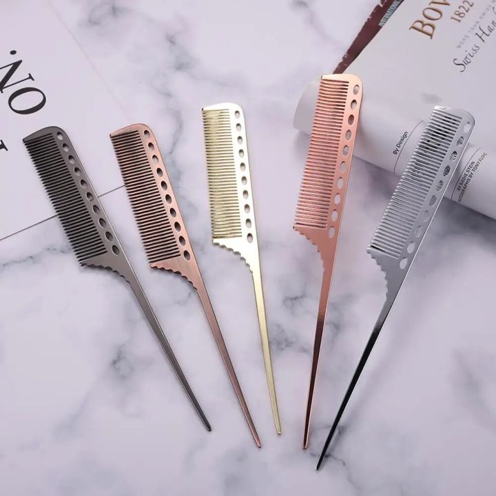 1pcs%20Metal%20Hair%20Comb%20Professional%20Salon%20Hairdresser%20Hair%20Cutting%20Combs%20Brush%20Hair%20Styling%20Tools%20Metal%20Steel%20Comb%20Rose%20Gold%20-%20Image%205