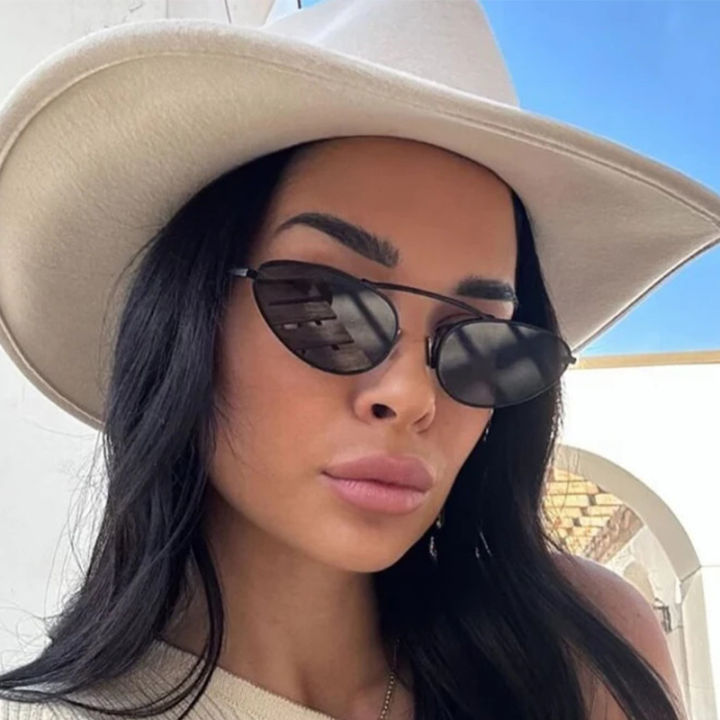 Small%20Frame%20Vintage%20Cat%20Eye%20Sunglasses%20Women%202024%20Luxury%20Brand%20Designer%20Fashion%20Eyewear%20Retro%20Metal%20Trendy%20Female%20Sun%20Glasses%20-%20Image%203