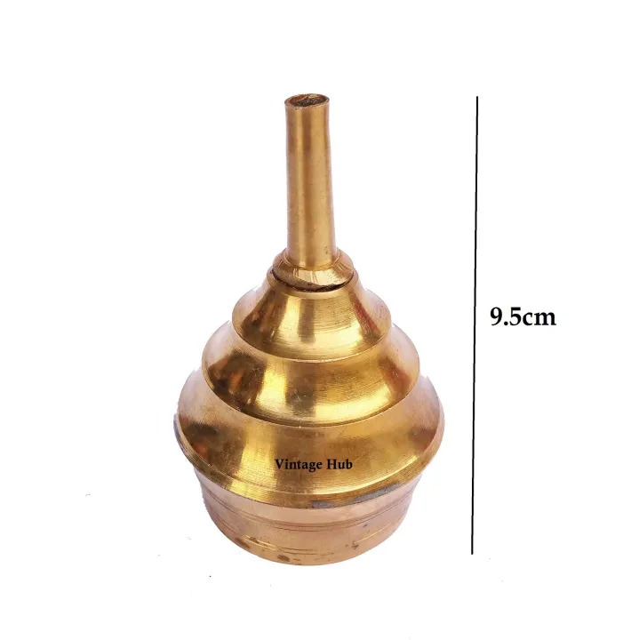 Indian%20Brass%20Kerosene%20Oil%20Lamp-Golden%209%20cm%20Handmade%20-%20Image%202