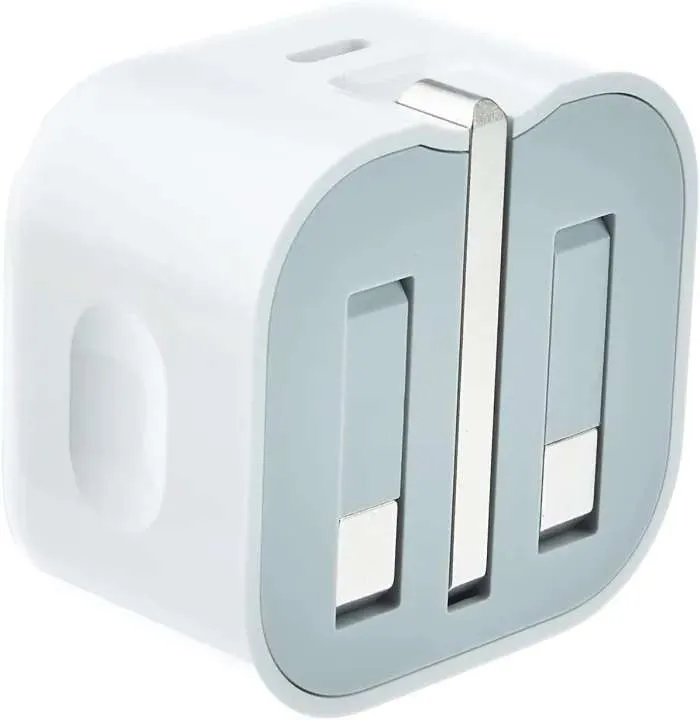 Original%20Apple%2020W%20USB-C%20Power%20Adapter%20(3%20Pin%20UK%20Plug)%20-%20MFi%20Certified%20Fast%20Charger%20for%20iPhone%2016/15/14/13/12%20Pro%20Max%20&%20iPad%20-%20by%20Apple%20Gadget%20&%20Care%20-%20Image%204