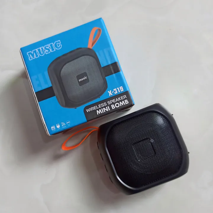 X-319%20Bluetooth,%20USB,%20SD%20Card%20&%20FM%20Radio%20Supported%20Mini%20Speaker%20-%20Image%203