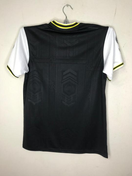 Real%20Madrid%20(With%20Embroidery)%20Premium%20Football%20Jersey%20Black%20-%20Image%204