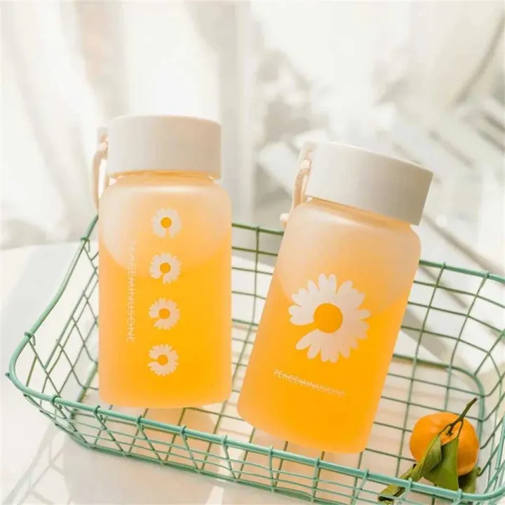 500Ml%20Small%20Daisy%20Creative%20Transparent%20Plastic%20Water%20Bottles%20Bpa%20Free%20Frosted%20Water%20Bottle%20with%20Portable%20Rope%20Travel%20Tea%20Cup-1Pcs%20-%20Image%205