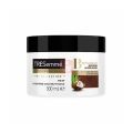 300 ml TRESemme Hydrating Coconut Hair mask International PRC product used for female. 